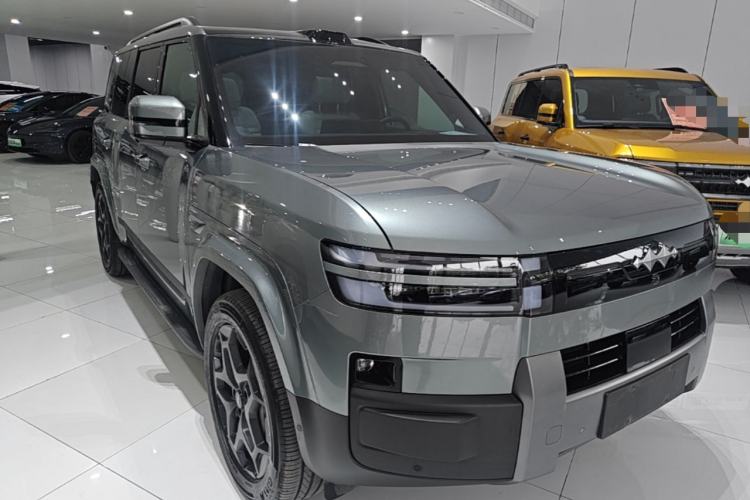 Used Formula Leopard Titanium 7 2025 Model 190 km Four-Wheel Drive Ultra Edition Front Right 45 Deg