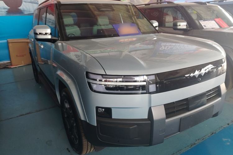 Used Formula Leopard Titanium 7 2025 Model 190 km Four-Wheel Drive Max Edition Front Right 45 Deg