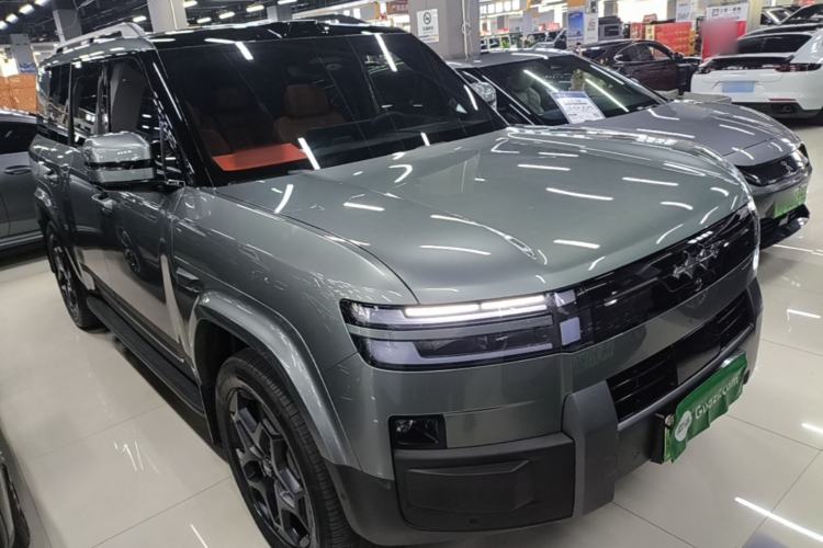 Used Formula Leopard Titanium 7 2025 Model 190 km Four-Wheel Drive Ultra Edition Front Right 45 Deg