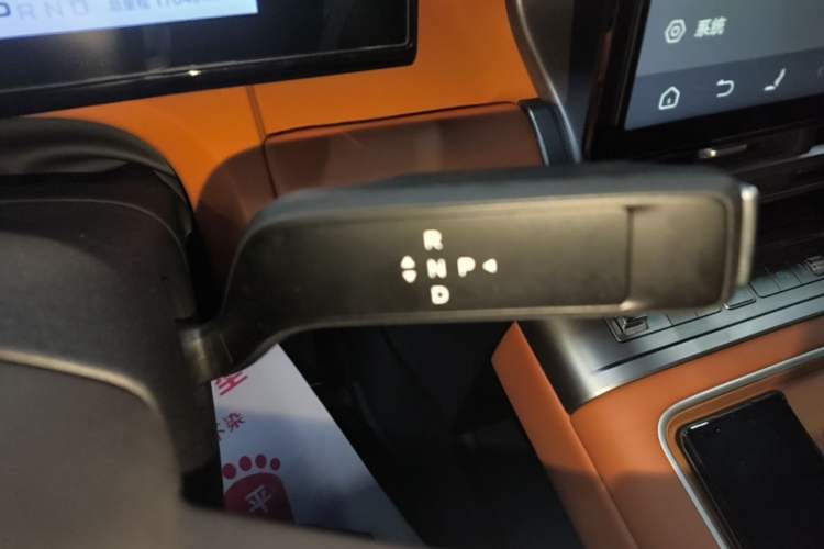 Used Formula Leopard Titanium 7 2025 Model 190 km Four-Wheel Drive Ultra Edition Gear Lever