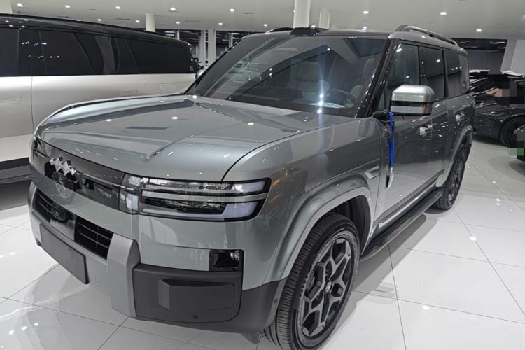 Used Formula Leopard Titanium 7 2025 Model 190 km Four-Wheel Drive Ultra Edition Guazi used car, China used car export, Used car for sale, Used cars, Cheapest cars for sale