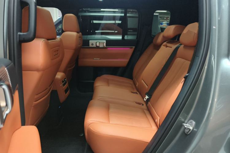 Used Formula Leopard Titanium 7 2025 Model 200 km Two-Wheel Drive Max Edition Left Rear Seat