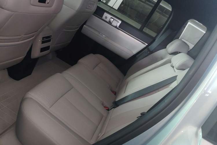 Used Formula Leopard Titanium 7 2025 Model 190 km Four-Wheel Drive Max Edition Left Rear Seat