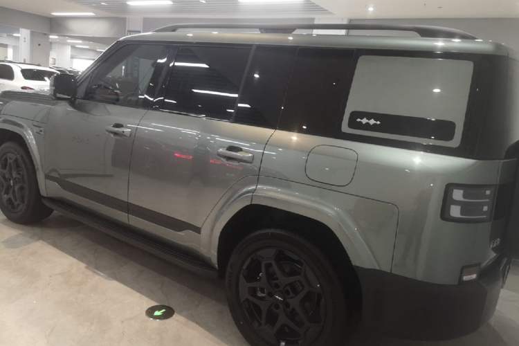 Used Formula Leopard Titanium 7 2025 Model 190 km Four-Wheel Drive Ultra Edition Rear Left 45 Deg