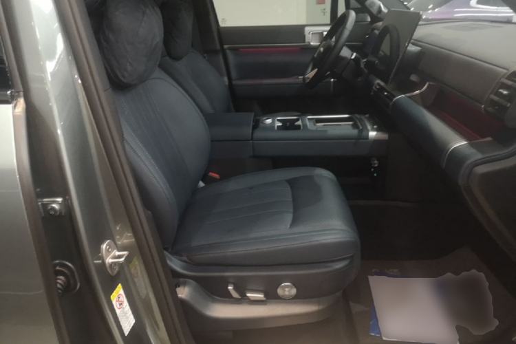 Used Formula Leopard Titanium 7 2025 Model 190 km Four-Wheel Drive Ultra Edition Right Front Seat