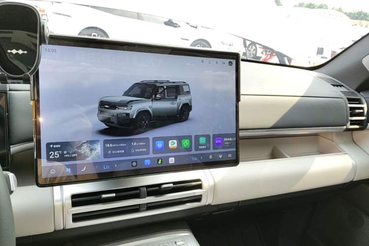 Used Formula Leopard Titanium 7 2025 Model 190 km Four-Wheel Drive Ultra Edition Audio And AC Panel