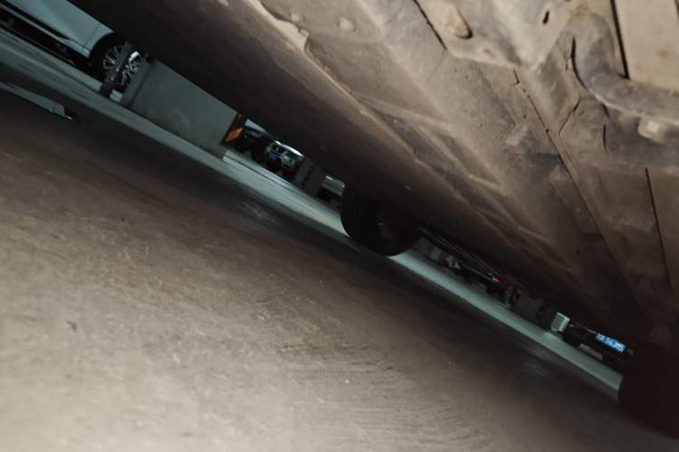 Used Formula Leopard Titanium 7 2025 Model 190 km Four-Wheel Drive Ultra Edition Chassis Front Left
