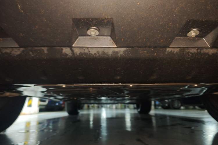 Used Formula Leopard Titanium 7 2025 Model 190 km Four-Wheel Drive Ultra Edition Chassis Front