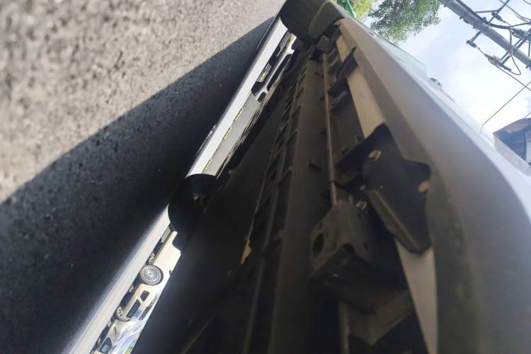 Used Formula Leopard Titanium 7 2025 Model 190 km Four-Wheel Drive Ultra Edition Chassis Rear Left