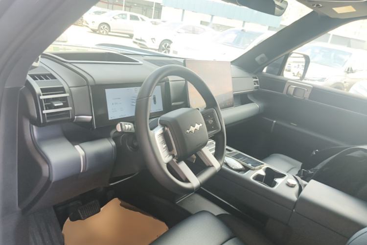 Used Formula Leopard Titanium 7 2025 Model 190 km Four-Wheel Drive Ultra Edition Driver Seat