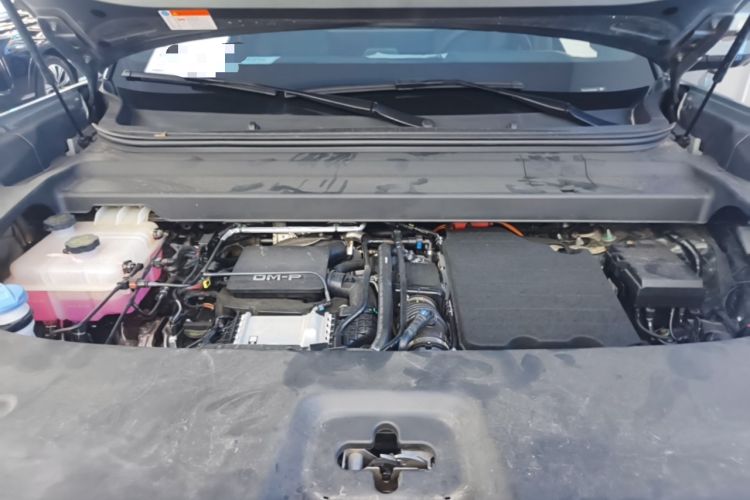 Used Formula Leopard Titanium 7 2025 Model 190 km Four-Wheel Drive Ultra Edition Engine Bay