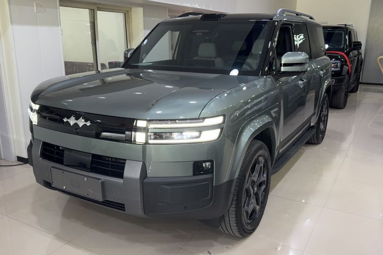 Used Formula Leopard Titanium 7 2025 Model 190 km Four-Wheel Drive Ultra Edition Exterior 1