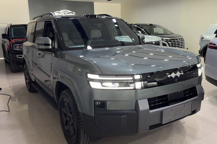 Used Formula Leopard Titanium 7 2025 Model 190 km Four-Wheel Drive Ultra Edition Exterior 3