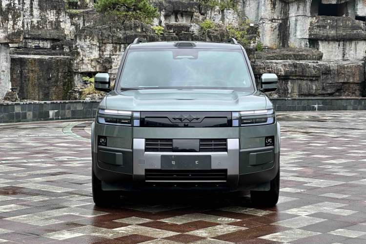 Used Formula Leopard Titanium 7 2025 Model 190 km Four-Wheel Drive Ultra Edition Exterior 5