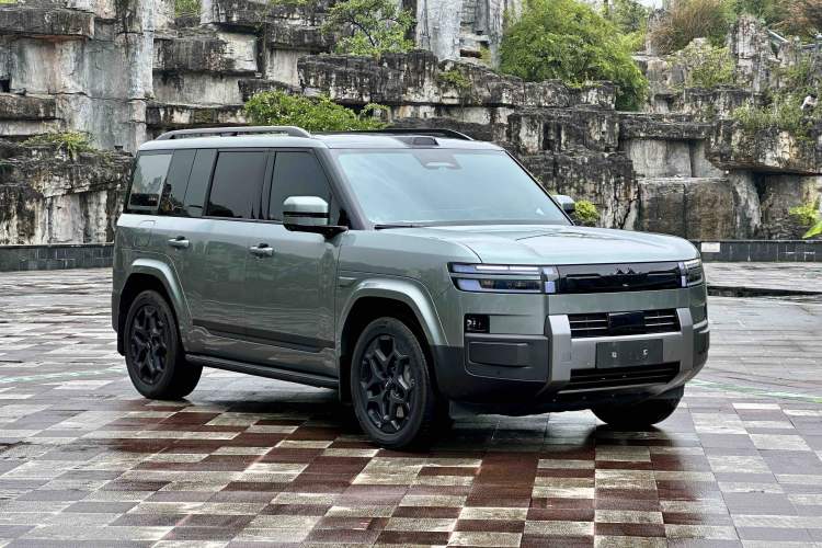 Used Formula Leopard Titanium 7 2025 Model 190 km Four-Wheel Drive Ultra Edition Exterior 6