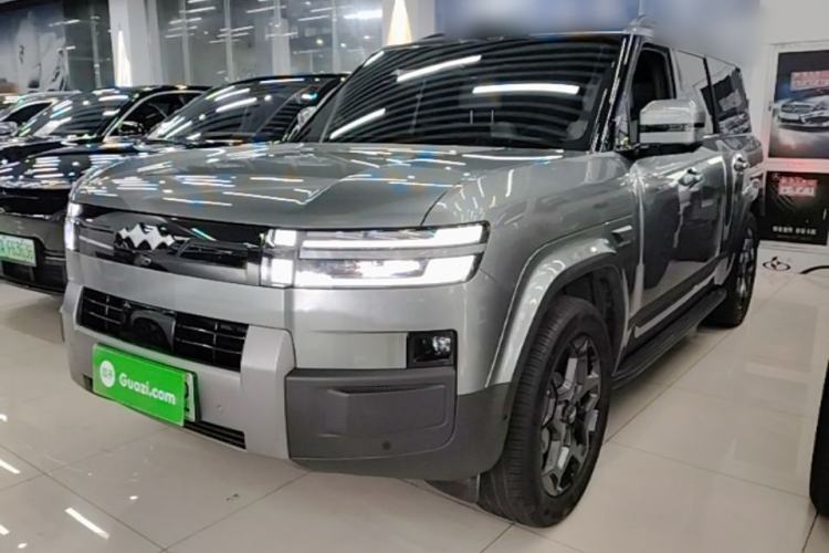 Used Formula Leopard Titanium 7 2025 Model 190 km Four-Wheel Drive Ultra Edition Guazi used car, China used car export, Used car for sale, Used cars, Cheapest cars for sale