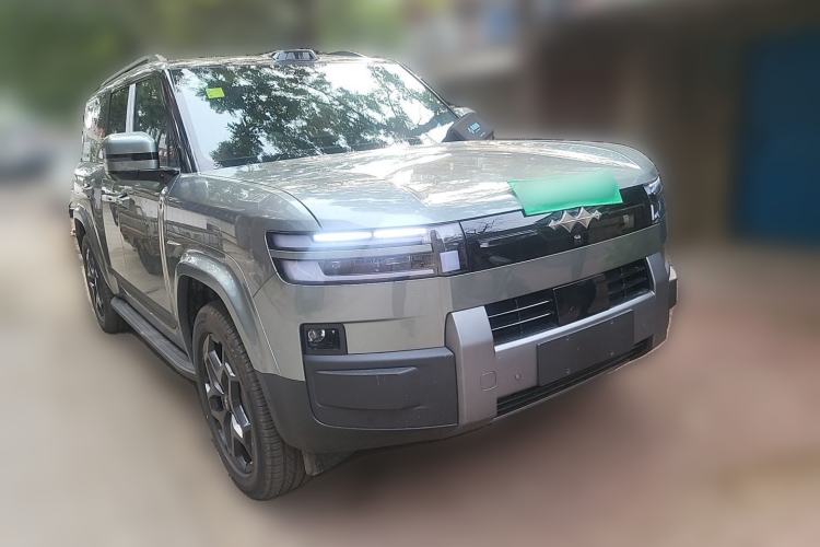 Used Formula Leopard Titanium 7 2025 Model 190 km Four-Wheel Drive Ultra Edition Front Right 45 Deg