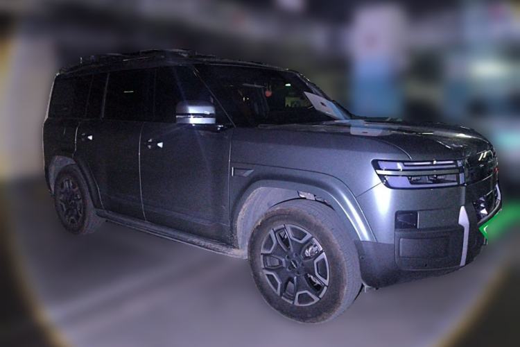 Used Formula Leopard Titanium 7 2025 Model 190 km Four-Wheel Drive Max Edition Front Right 45 Deg