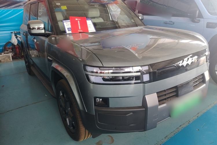 Used Formula Leopard Titanium 7 2025 Model 190 km Four-Wheel Drive Ultra Edition Front Right 45 Deg