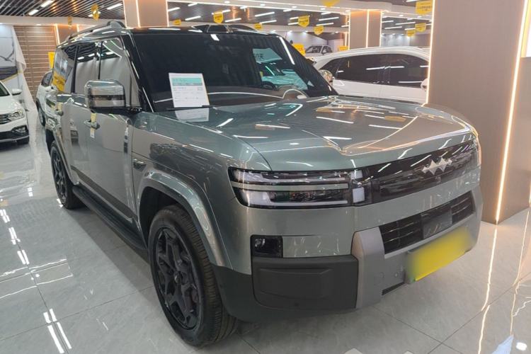 Used Formula Leopard Titanium 7 2025 Model 190 km Four-Wheel Drive Ultra Edition Front Right 45 Deg