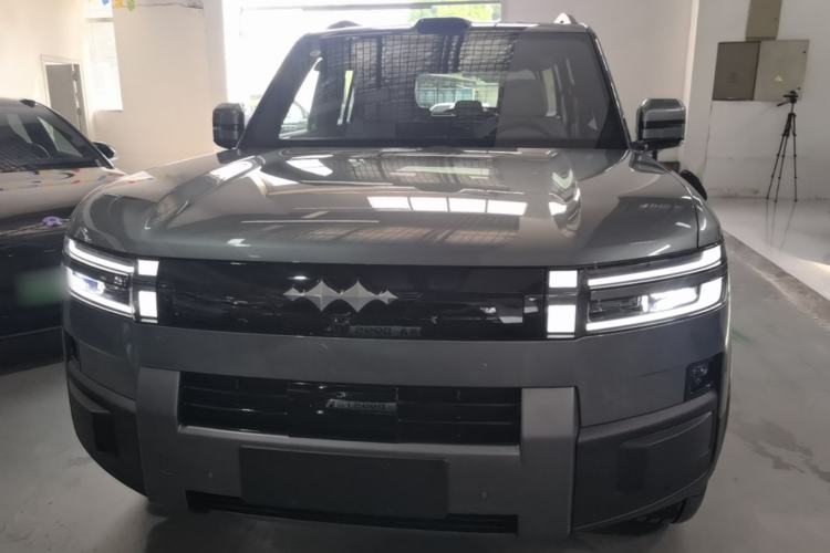 Used Formula Leopard Titanium 7 2025 Model 190 km Four-Wheel Drive Ultra Edition Front