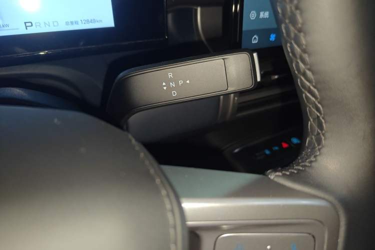 Used Formula Leopard Titanium 7 2025 Model 190 km Four-Wheel Drive Ultra Edition Gear Lever