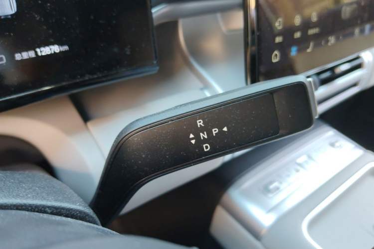 Used Formula Leopard Titanium 7 2025 Model 190 km Four-Wheel Drive Ultra Edition Gear Lever