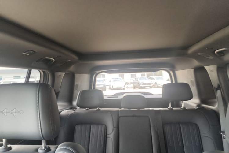 Used Formula Leopard Titanium 7 2025 Model 190 km Four-Wheel Drive Ultra Edition Headliner