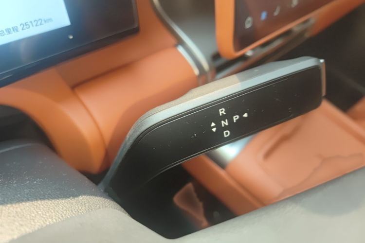 Used Formula Leopard Titanium 7 2025 Model 190 km Four-Wheel Drive Ultra Edition Interior 1