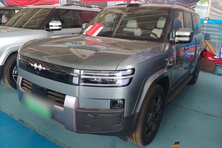 Used Formula Leopard Titanium 7 2025 Model 190 km Four-Wheel Drive Ultra Edition Guazi used car, China used car export, Used car for sale, Used cars, Cheapest cars for sale