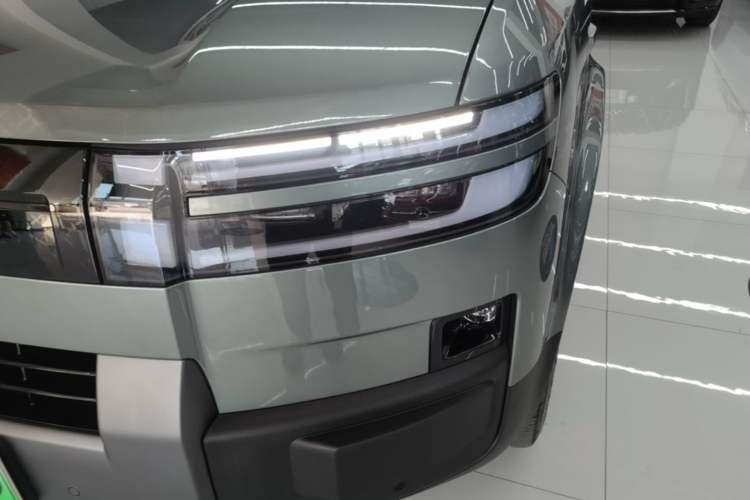 Used Formula Leopard Titanium 7 2025 Model 190 km Four-Wheel Drive Max Edition Left Front Headlight