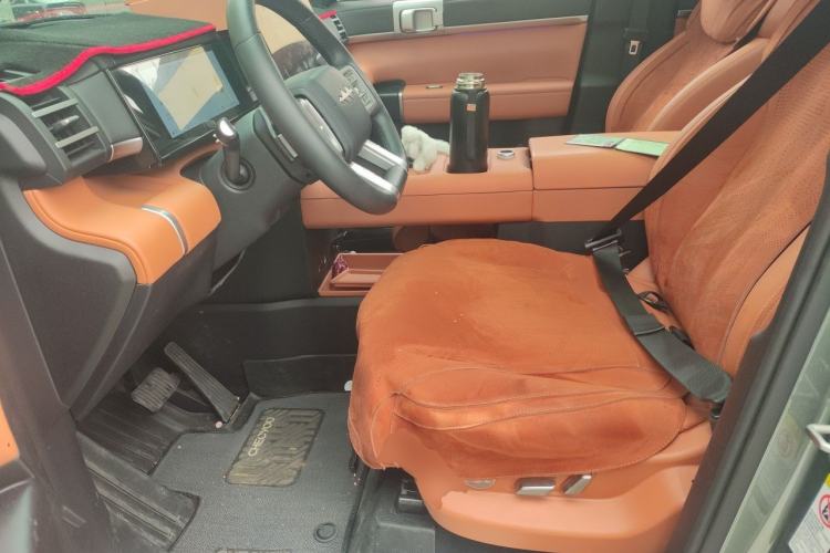 Used Formula Leopard Titanium 7 2025 Model 200 km Two-Wheel Drive Max Edition Left Front Seat