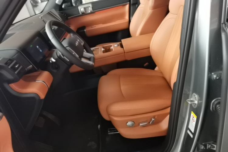 Used Formula Leopard Titanium 7 2025 Model 200 km Two-Wheel Drive Max Edition Left Front Seat