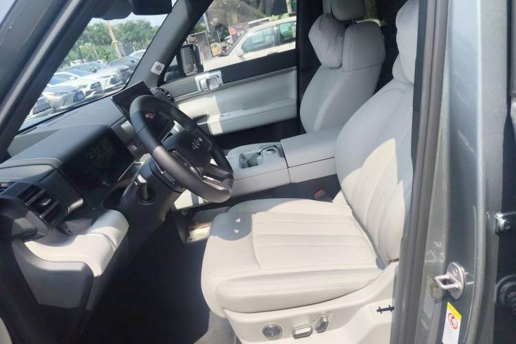 Used Formula Leopard Titanium 7 2025 Model 190 km Four-Wheel Drive Ultra Edition Left Front Seat