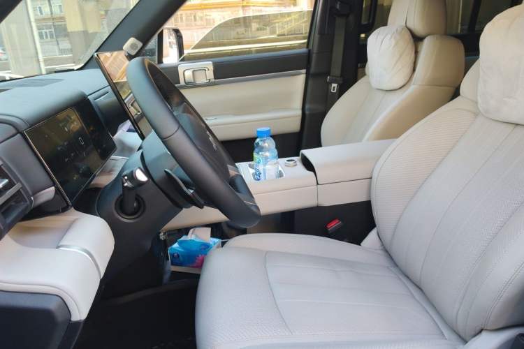 Used Formula Leopard Titanium 7 2025 Model 190 km Four-Wheel Drive Ultra Edition Left Front Seat