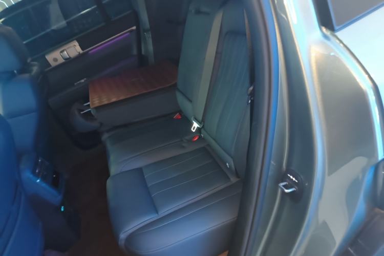 Used Formula Leopard Titanium 7 2025 Model 190 km Four-Wheel Drive Ultra Edition Left Rear Seat