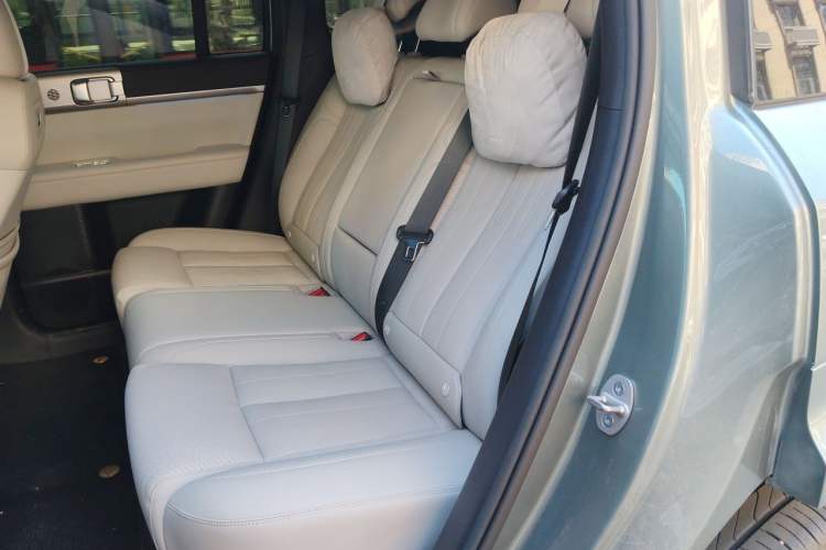Used Formula Leopard Titanium 7 2025 Model 190 km Four-Wheel Drive Ultra Edition Left Rear Seat
