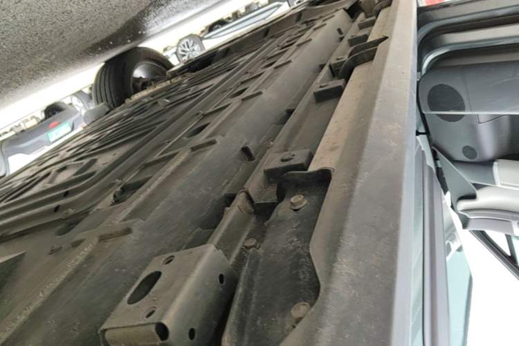Used Formula Leopard Titanium 7 2025 Model 190 km Four-Wheel Drive Ultra Edition Left Side Sill