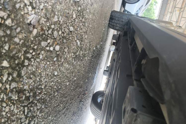 Used Formula Leopard Titanium 7 2025 Model 190 km Four-Wheel Drive Ultra Edition Left Side Sill