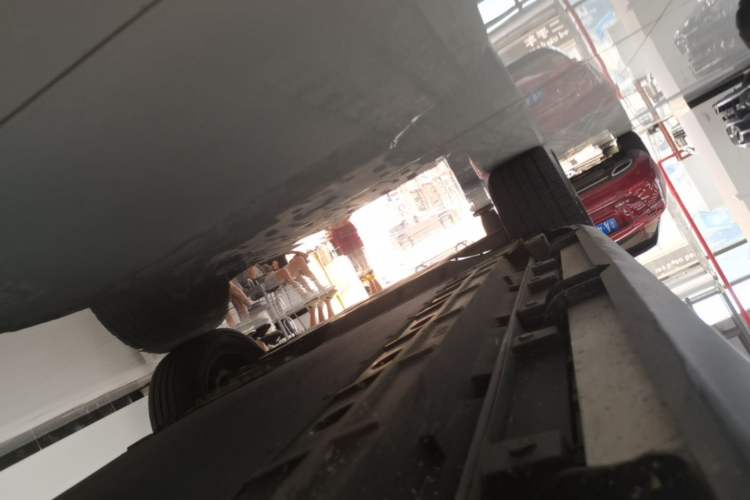 Used Formula Leopard Titanium 7 2025 Model 190 km Four-Wheel Drive Max Edition Left Side Sill