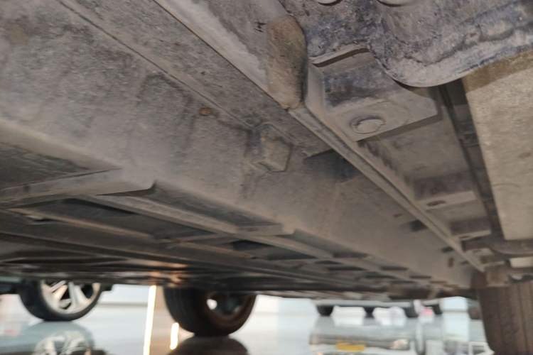 Used Formula Leopard Titanium 7 2025 Model 190 km Four-Wheel Drive Ultra Edition Left Side Sill