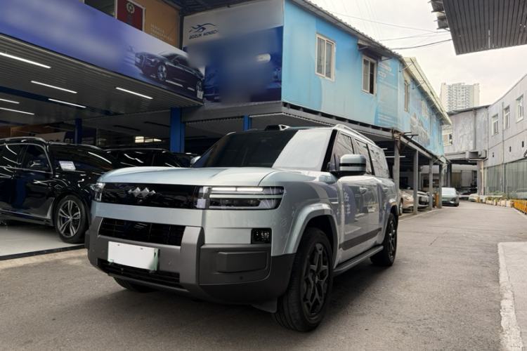 Used Formula Leopard Titanium 7 2025 Model 190 km Four-Wheel Drive Ultra Edition Guazi used car, China used car export, Used car for sale, Used Formula Leopard cars, Cheapest cars for sale