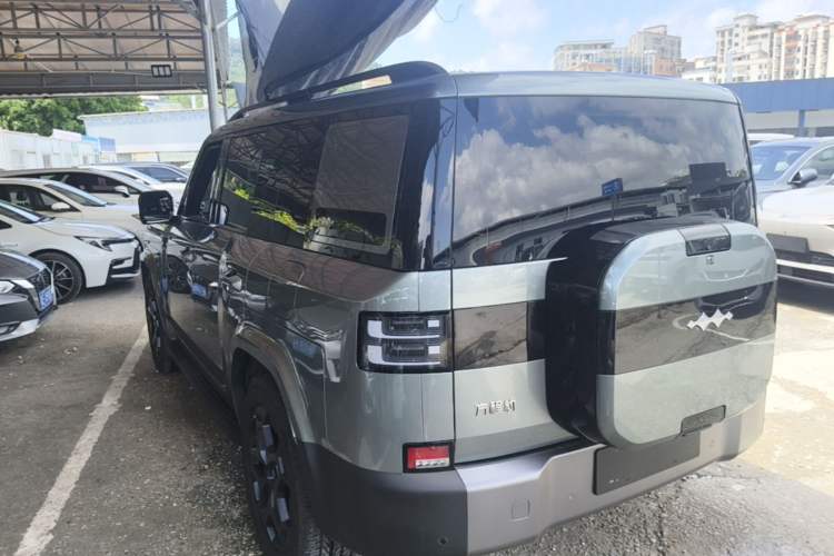 Used Formula Leopard Titanium 7 2025 Model 190 km Four-Wheel Drive Ultra Edition Rear Left 45 Deg