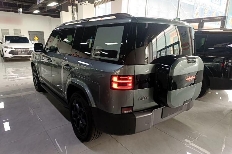 Used Formula Leopard Titanium 7 2025 Model 190 km Four-Wheel Drive Ultra Edition Rear Left 45 Deg