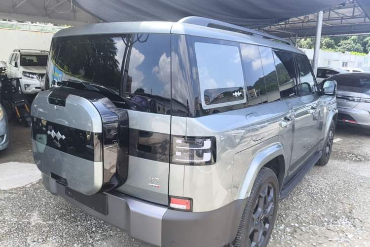 Used Formula Leopard Titanium 7 2025 Model 190 km Four-Wheel Drive Ultra Edition Rear Right 45 Deg