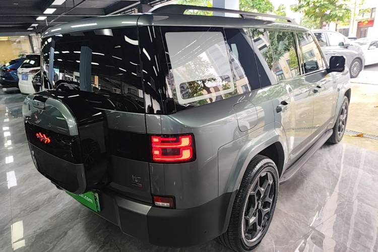 Used Formula Leopard Titanium 7 2025 Model 190 km Four-Wheel Drive Ultra Edition Rear Right 45 Deg