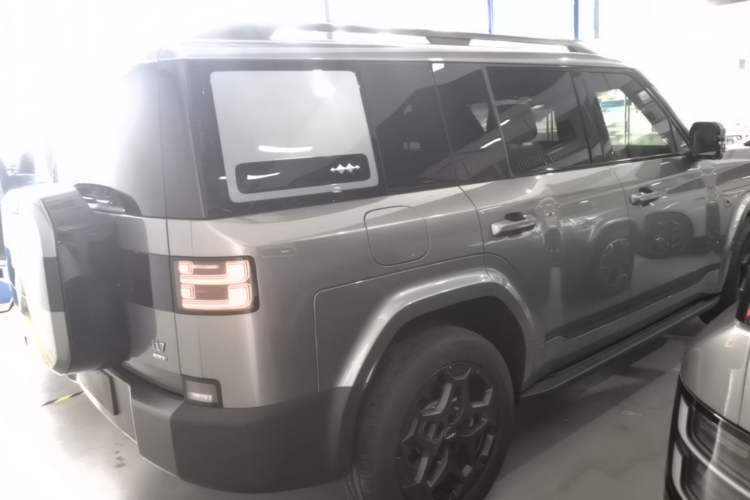 Used Formula Leopard Titanium 7 2025 Model 190 km Four-Wheel Drive Ultra Edition Rear Right 45 Deg