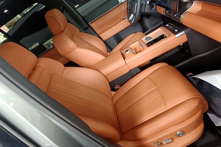 Used Formula Leopard Titanium 7 2025 Model 190 km Four-Wheel Drive Ultra Edition Right Front Seat