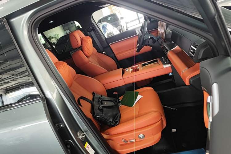 Used Formula Leopard Titanium 7 2025 Model 190 km Four-Wheel Drive Ultra Edition Right Front Seat