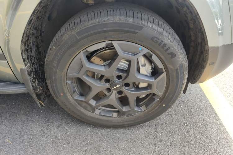 Used Formula Leopard Titanium 7 2025 Model 190 km Four-Wheel Drive Ultra Edition Right Front Wheel Hub